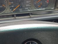 Usata Mercedes 190 105 CV (77 kW) 1993 Grigio Berlina