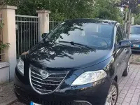 Usata Lancia Ypsilon 69 CV (50 kW) 2015 Nero Utilitaria