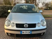 Usata VW Polo 54 CV (39 kW) 2002 Grigio Utilitaria