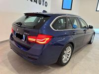 Usata BMW 318 Advantage 150 CV (110 kW) 2018 Blu Station wagon