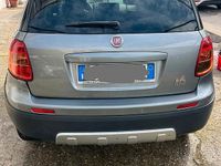 Usata Fiat Sedici 135 CV (99 kW) 2013 Grigio SUV