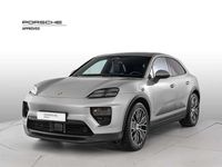 Usata Porsche Macan 4 Electric 144 kW (197 CV) 2024 Argento dolomite metallizzato SUV