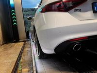 Usata Alfa Romeo Giulia 150 CV (110 kW) 2016 Bianco Berlina
