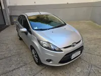 Second-hand Ford Fiesta 96 CP (70 kW) 2010 Gri Hatchback