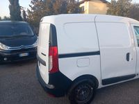 Usata Dacia Dokker Ambiance 75 CV (55 kW) 2018 Bianco Monovolume