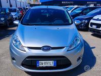 Usata Ford Fiesta Titanium 90 CV (66 kW) 2009 Grigio Utilitaria
