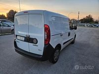 Usata Fiat Doblò 90 CV (66 kW) 2015 Bianco Monovolume
