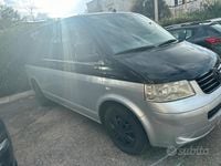 Usata VW Caravelle 102 CV (75 kW) 2007 Nero Furgone