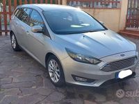 Begagnad Ford Focus 120 HK (88 kW) 2015 Grå Kombi
