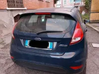 Usata Ford Fiesta 75 CV (55 kW) 2015 Blu Utilitaria