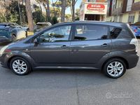 Usata Toyota Corolla Verso 136 CV (100 kW) 2009 Grigio Monovolume