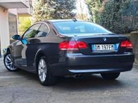 Usata BMW 325 218 CV (160 kW) 2008 Grigio Coupé