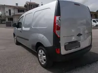 Usata Renault Kangoo 95 CV (69 kW) 2021 Argento Monovolume