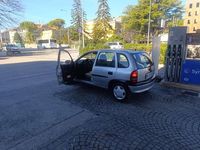 Usata Opel Corsa 67 CV (49 kW) 2000 Grigio Berlina