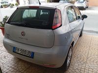Usata Fiat Punto Lounge 69 CV (50 kW) 2014 Grigio Utilitaria