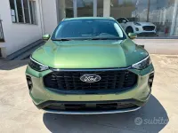 Nuova Ford Kuga Titanium 151 CV (111 kW) 2026 Verde SUV
