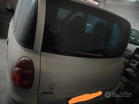 Usata Fiat Multipla 116 CV (85 kW) 2002 Grigio Monovolume