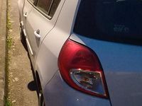 Usata Renault Clio II 65 CV (47 kW) 2011 Bianco Utilitaria
