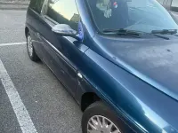 Usata Lancia Ypsilon 60 CV (44 kW) 2001 Bluazzurro Utilitaria