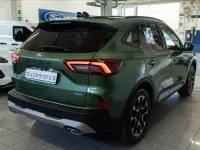 Usata Ford Kuga Active X 180 CV (132 kW) 2024 Verde metallizzato SUV