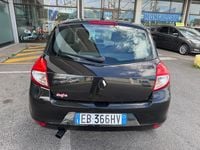 Usata Renault Clio II Luxe 75 CV (55 kW) 2010 Nero Berlina