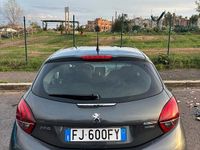 Usata Peugeot 208 68 CV (50 kW) 2016 Grigio Utilitaria