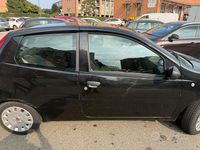 Usata Fiat Punto 60 CV (44 kW) 2010 Nero Berlina