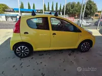 Usata Peugeot 107 68 CV (50 kW) 2009 Giallo Utilitaria