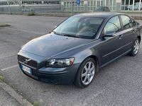 Usata Volvo S40 170 CV (125 kW) 2004 Grigio Berlina