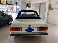Usata BMW 320 Cabriolet 129 CV (94 kW) 1990 Bianco Cabrio