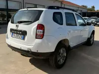 Usata Dacia Duster Lauréate 109 CV (80 kW) 2016 Bianco SUV