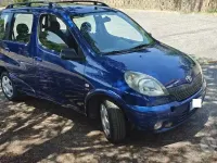 Usata Toyota Yaris Verso Sol 86 CV (63 kW) 2002 Bluazzurro Monovolume
