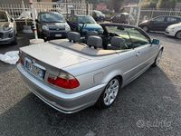 Usata BMW 320 Cabriolet 170 CV (125 kW) 2001 Grigio Cabrio