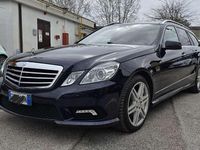 Usata Mercedes E350 Avantgarde 265 CV (194 kW) 2011 Blu/azzurro Station wagon
