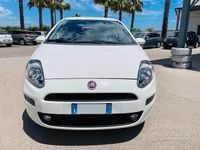 Usata Fiat Punto Easy 75 CV (55 kW) 2015 Bianco Utilitaria