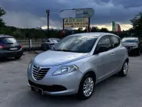 Usata Lancia Ypsilon Silver 69 CV (50 kW) 2013 Grigio Utilitaria