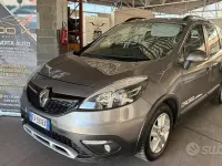 Usata Renault Scénic XMOD 110 CV (80 kW) 2014 Grigio Monovolume