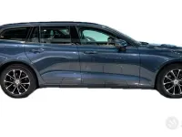 Usata Volvo V60 Business Edition 150 CV (110 kW) 2019 Bluazzurro Station wagon