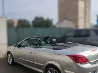 Usata Opel Astra Cosmo 105 CV (77 kW) 2006 Grigio Cabrio