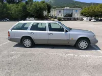 Usata Mercedes 200 136 CV (100 kW) 1995 Argento Station wagon