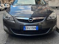 Usata Opel Astra 140 CV (102 kW) 2011 Grigio Station wagon