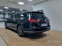 Usata VW Passat Executive 150 CV (110 kW) 2015 Nero Station wagon