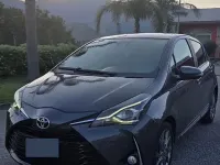 Usata Toyota Yaris Style 90 CV (66 kW) 2017 Grigio Berlina