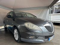 Usata Lancia Delta 120 CV (88 kW) 2010 Grigio Utilitaria