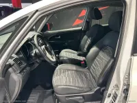 Begagnad Kia Venga 115 HK (84 kW) 2010 Vit Halvkombi