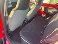 Usata Toyota Aygo Lounge 68 CV (50 kW) 2012 Rosso Utilitaria
