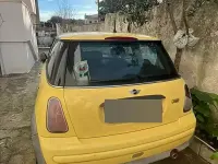 Begagnad Mini ONE 2002 Gul Halvkombi