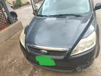 Usata Ford Focus Style 90 CV (66 kW) 2008 Nero Station wagon
