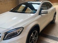 Usata Mercedes GLA200 2015 Bianco SUV