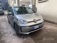Usata VW up! 60 CV (44 kW) 2022 Grigio Utilitaria